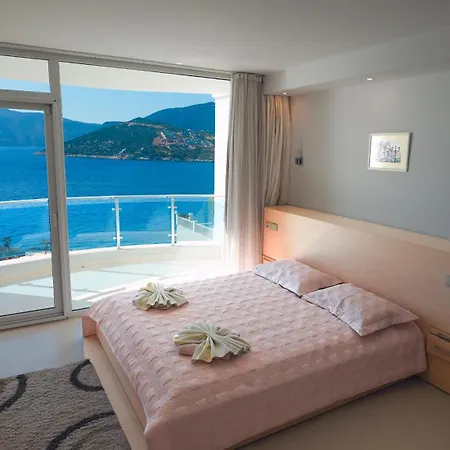 Diamond Villa Eskiomerler